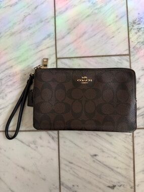 Coach Double Zip Wallet